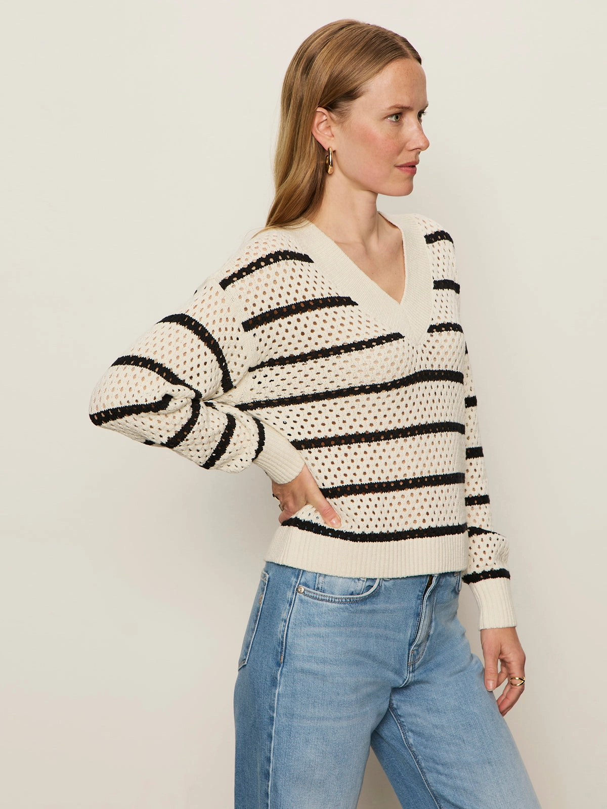 Airy Openwork Sweater Chalk Black Stripe