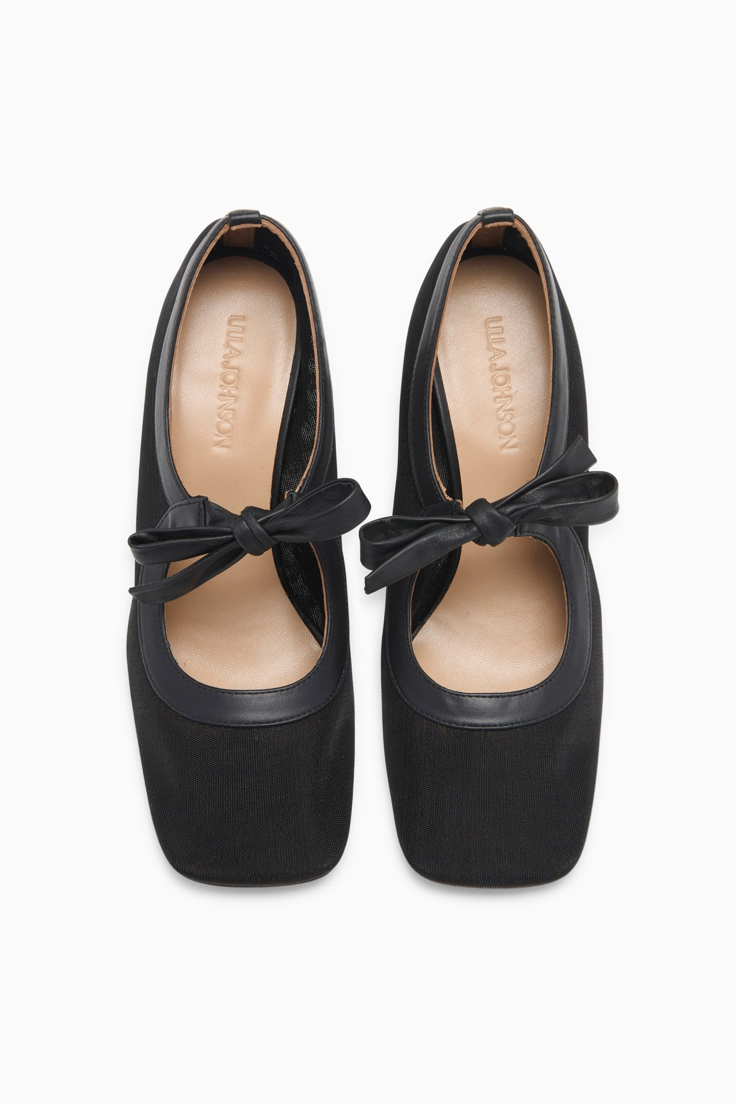 Cecily Heel - Noir
