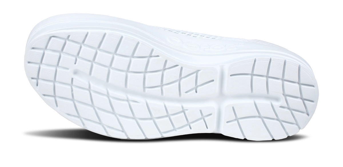 Women's OOmega Chukka Shoe - White